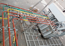 ���̰���